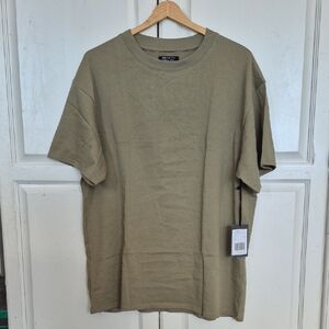 Brunette The Label Short Sleeve Tee in Olive